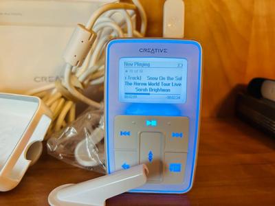 CREATIVE ZEN MICRO MP3 PLAYER