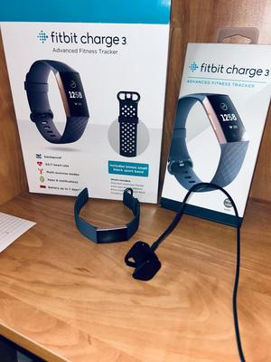 FITBIT CHARGE 3 ADVANCED FITNESS TRACKER