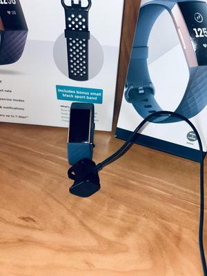 FITBIT CHARGE 3 ADVANCED FITNESS TRACKER