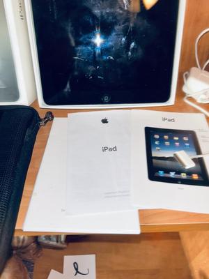 APPLE iPAD 1st GENERATION 16GB TABLET