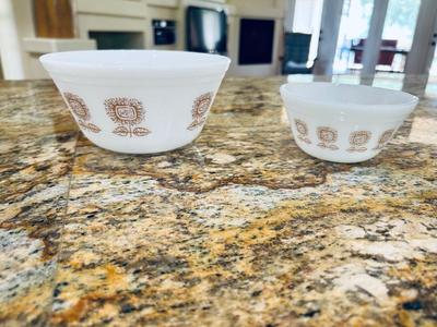 FEDERAL GLASS NESTING BOWLS AND A UNIQUE SYRUP DISPENSER