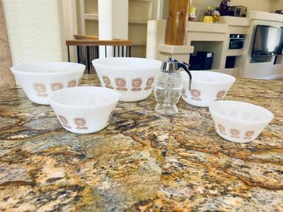 FEDERAL GLASS NESTING BOWLS AND A UNIQUE SYRUP DISPENSER