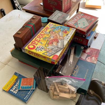 G407 Lot of Board Games And Family Games