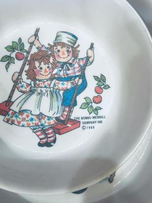 CORNING WARE, CANOPY AND ADORABLE VINTAGE CHILDREN'S DISHES