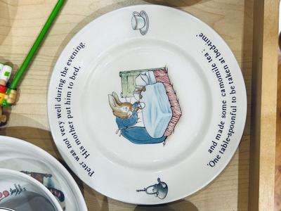 CORNING WARE, CANOPY AND ADORABLE VINTAGE CHILDREN'S DISHES