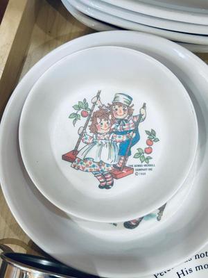 CORNING WARE, CANOPY AND ADORABLE VINTAGE CHILDREN'S DISHES
