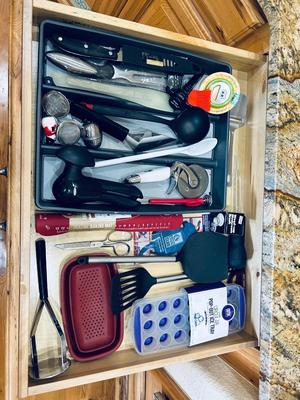 NEXT TO THE LAST LOT OF KITCHEN UTENSILS