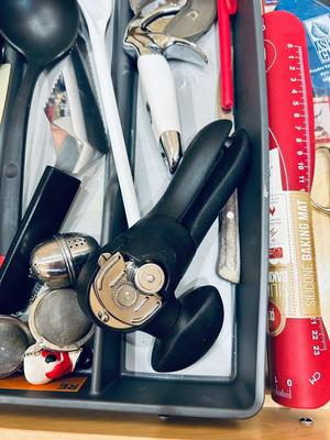 NEXT TO THE LAST LOT OF KITCHEN UTENSILS