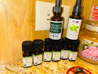 ESSENTIAL OILS AND CANDLES