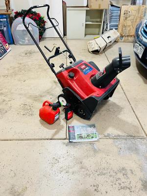 TORO CCR3650 ELECTRIC START SNOW BLOWER LIKE NEW