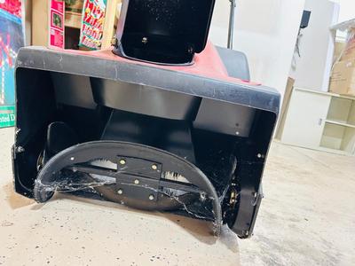 TORO CCR3650 ELECTRIC START SNOW BLOWER LIKE NEW