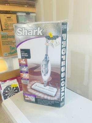 SHARK PROFESSIONAL PRO STEAM POCKET MOP