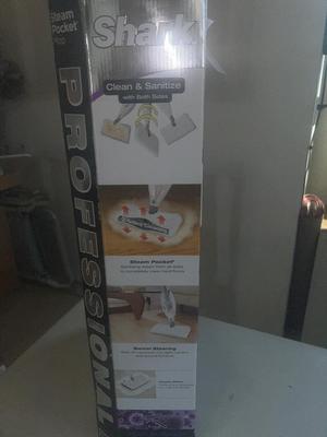 SHARK PROFESSIONAL PRO STEAM POCKET MOP