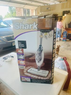 SHARK PROFESSIONAL PRO STEAM POCKET MOP