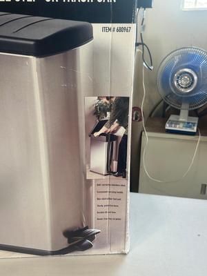 LIGHTLY USED SEVILLE BRUSHED STAINLESS STEEL STEP ON TRASHCAN