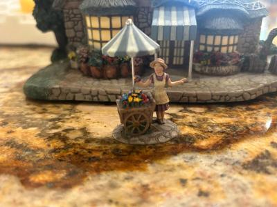 FAVORITE FOREST IN LAMP LIGHT FOUNTAIN FROM THE BRADFORD EXCHANGE