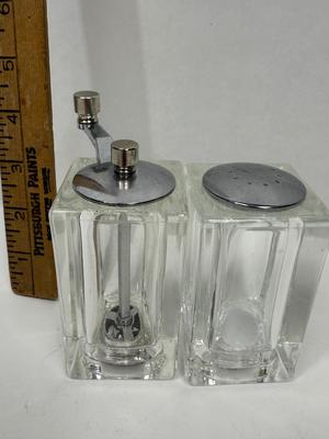 Acrylic Salt & Peper Mill Grinder set
