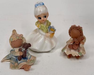 Miniature Figurine Lot: Napcoware Flower Girl, 2 Angels with Teddy bears
