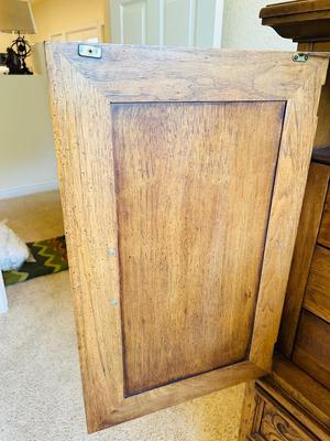 VELERO BY DREXEL DRESSER