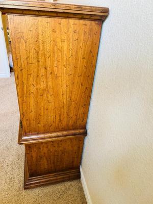 VELERO BY DREXEL DRESSER