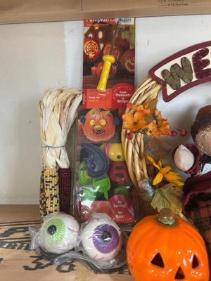 A VARIETY OF HOLIDAYS ALL IN ONE LOT
