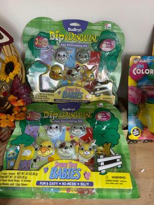 A VARIETY OF HOLIDAYS ALL IN ONE LOT