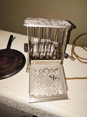 VINTAGE TOASTER AND TORTILLA WARMER