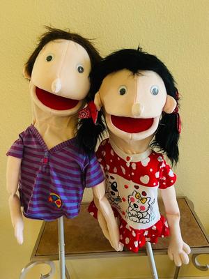 HAPPY PUPPETS TO MAKE ANYBODY SMILE WITH THEIR ENTHUSIASM