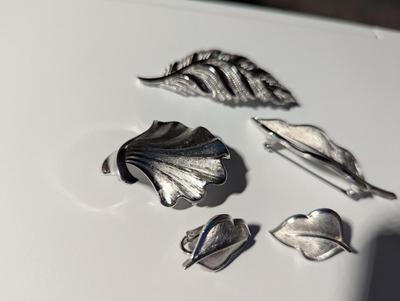 Signed Crown Trifari Vintage Brooches & Clip Earrings Pin Silver Tone Costume Jewelry #10