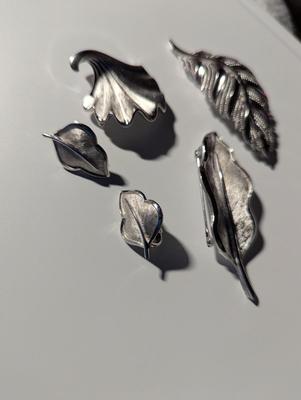 Signed Crown Trifari Vintage Brooches & Clip Earrings Pin Silver Tone Costume Jewelry #10