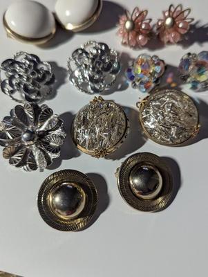 Vintage Clip Earrings & Brooches #11