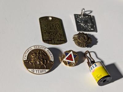 Lapel Pins & Pendants - Full Service Award Dupont Zerex Charm Lords Prayer VFW Pins #16