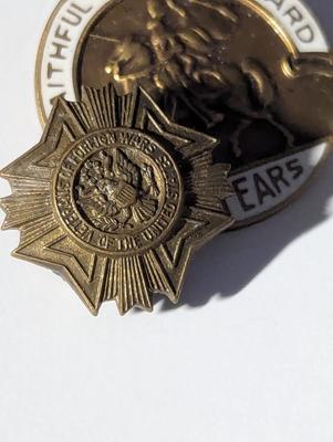 Lapel Pins & Pendants - Full Service Award Dupont Zerex Charm Lords Prayer VFW Pins #16