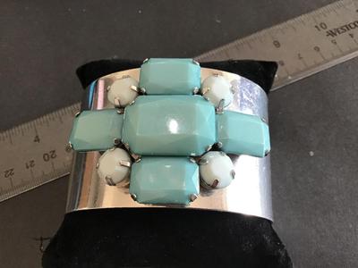 Chunky Fashion Cuff