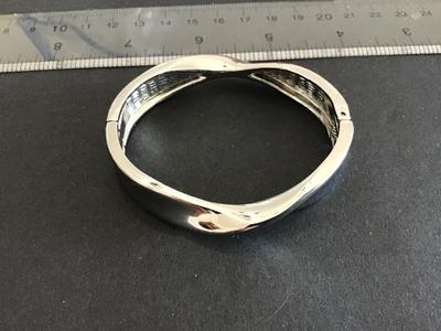 Silver Tone SWirl Hinged Bracelet