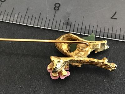 Vintage Jade Floral Birdie Pin