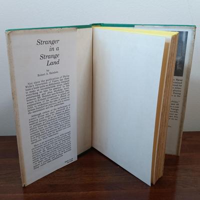 LOT 4: Incredible Land by Basil Woon 1933 w/ Heinlein's Stranger in a Strange Land 1961, When They Come From Space 1962 & The...