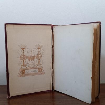 LOT 6: Library of Famous Books by Famous Authors Edition of Alice's Adventures in Wonderland w/ a Collection 1920s Classic Tales