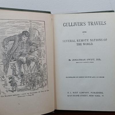 LOT 6: Library of Famous Books by Famous Authors Edition of Alice's Adventures in Wonderland w/ a Collection 1920s Classic Tales