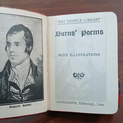 LOT 7: Set of (5) Early 20th Century Leather Bound Miniature 2" Books, Six Volumes of the 1904 Master Pieces of Humor & More