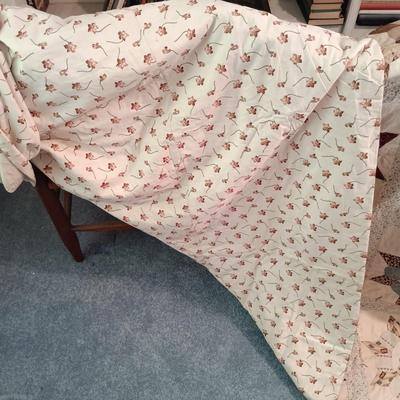 LOT 111: Handmade 77" x 77" Patchwork Quilt