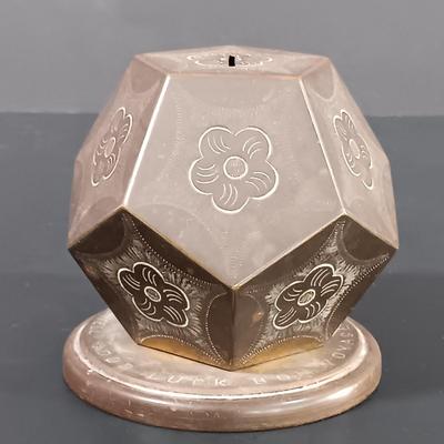 LOT 121: Hand Carved Pearlite Stonecraft Duck, Hexagonal Metal Coin Bank, Carved Stone Game Token & More