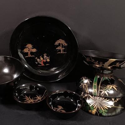 LOT 126: Lacquerware Bowls and Chopsticks, Hand Painted Geisha Themed Saucers, Famille Rose Decorated Dishes & More