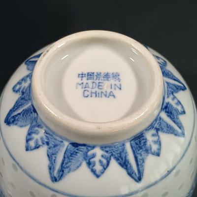 LOT 127: Collection of Blue and White Porcelain Dishes