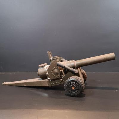 LOT 206: Vintage Big Bang Metal Toy Cannon with Books