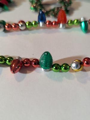 Christmas Fashion Brooches Christmas Wreath & Poinsettia Pine Cone Brooches & Light-Up Necklace #6