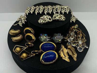 Sale Photo Thumbnail #593