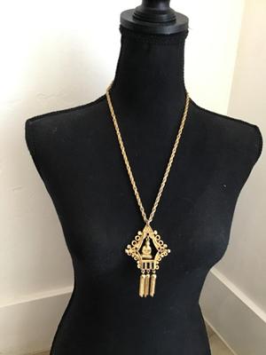 ART Co Vintage Necklace Signed