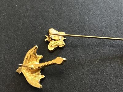 Pin Lot
