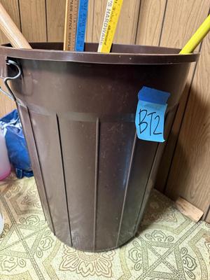 Sale Photo Thumbnail #1217: BT2-Large Garbage can + Extras